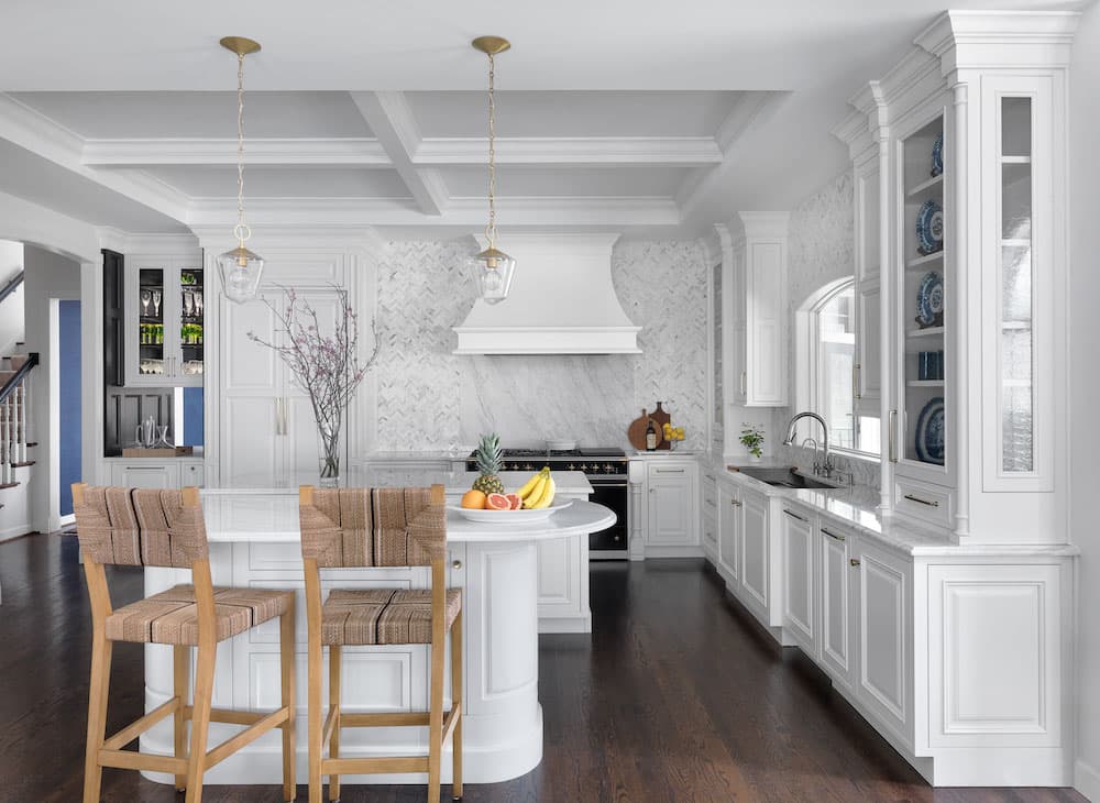 Luxury Traditional White Kitchen
